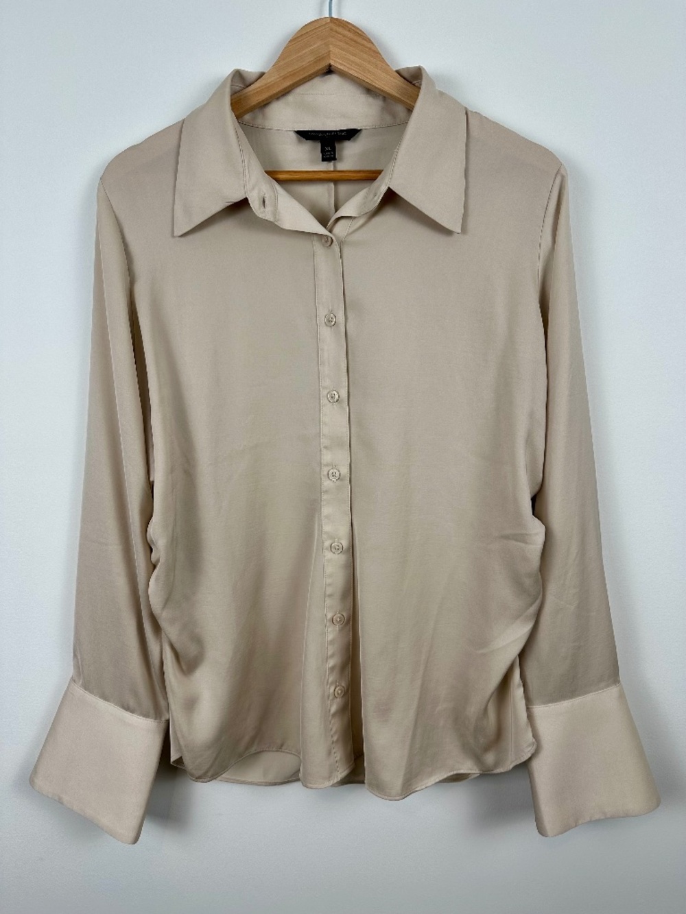 Banana Republic Button Down Blouse, Size XL, Champagne